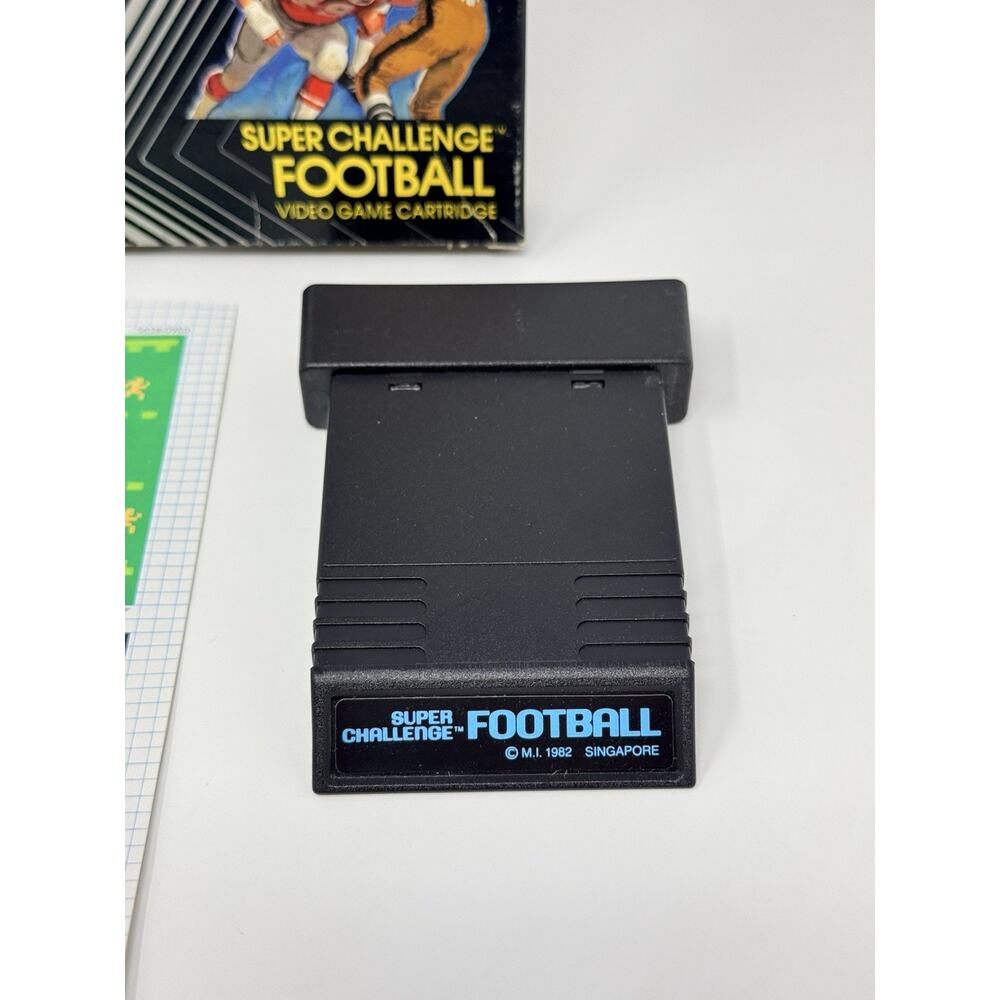 Super Challenge Football Atari 2600 Complete CIB Tested - Picture 5 of 8